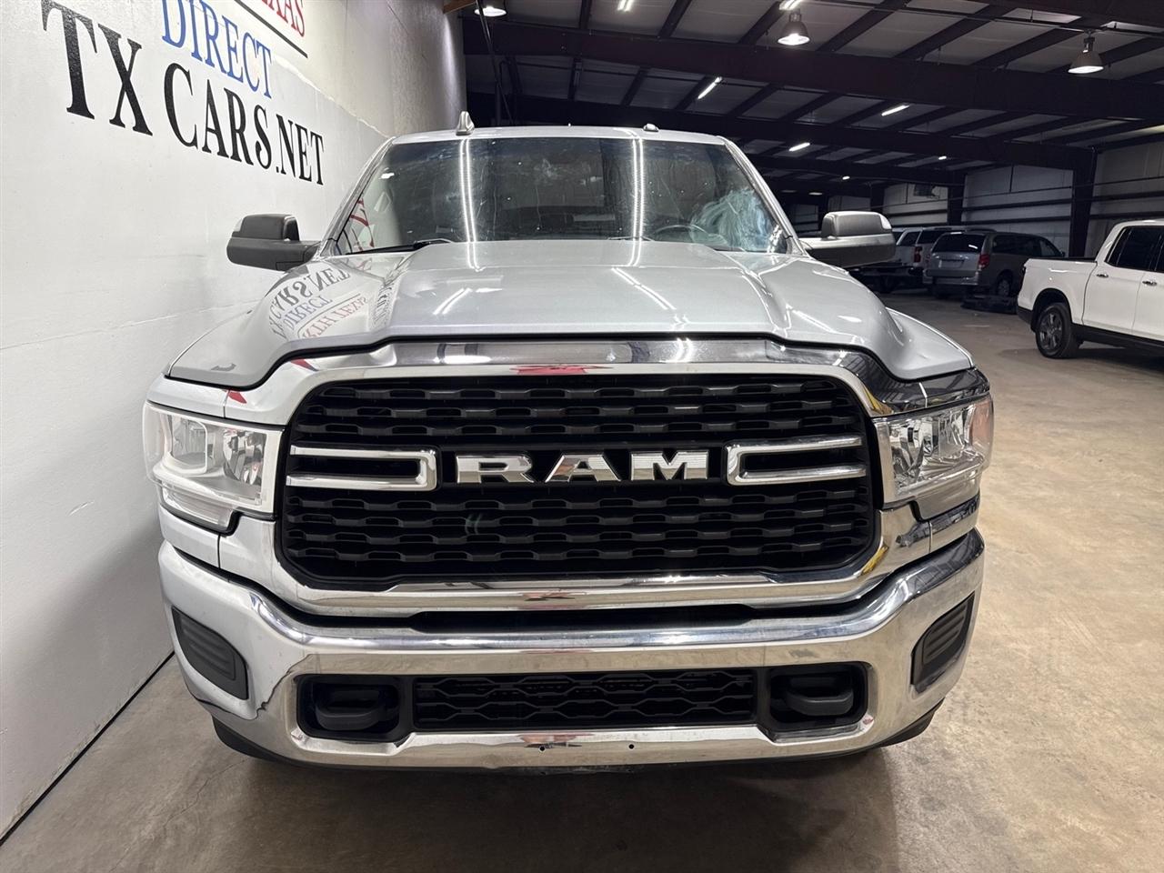 RAM 2500 Tradesman Crew Cab SWB 4WD 2022