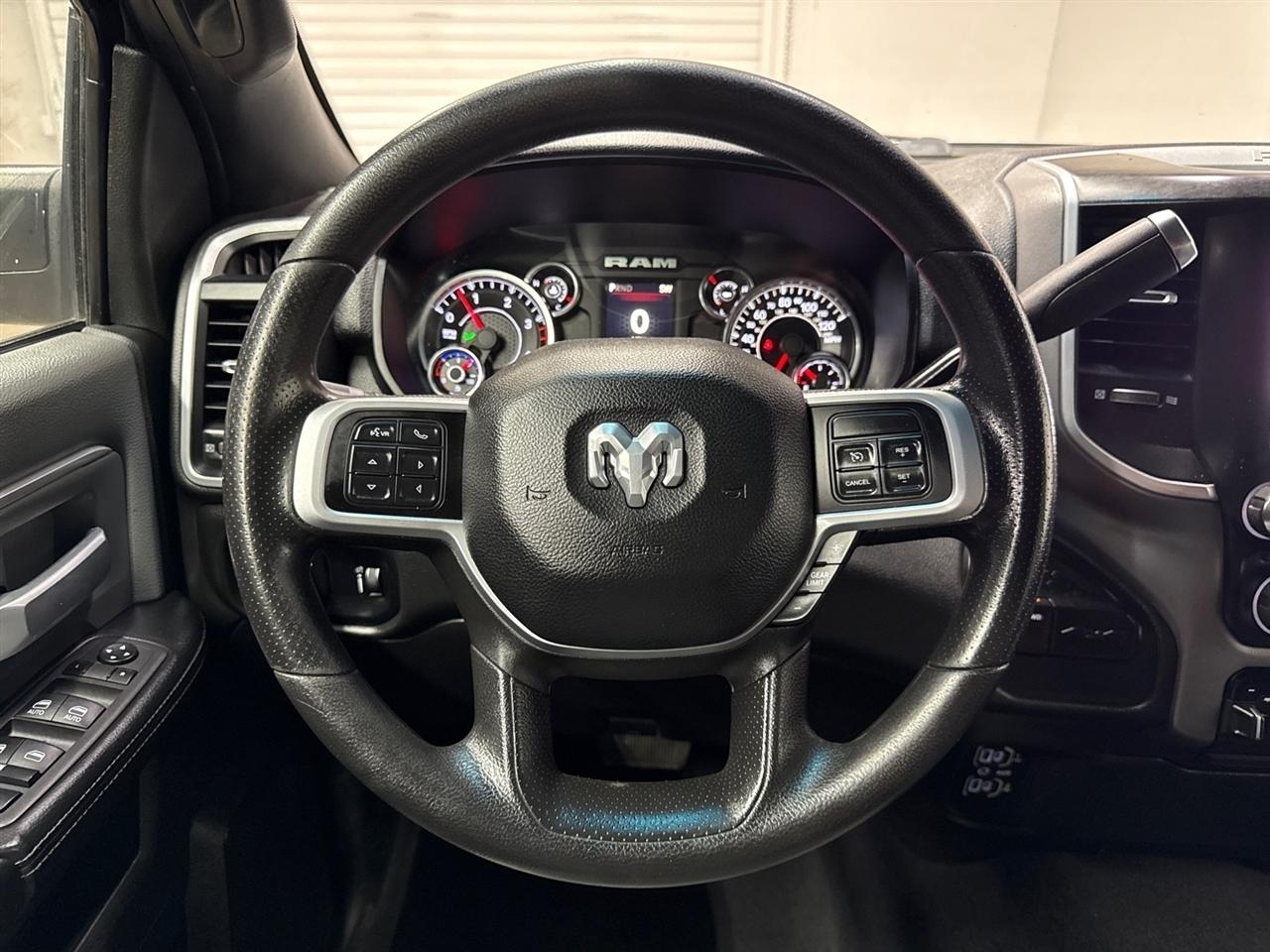 RAM 2500 Tradesman Crew Cab SWB 4WD 2022