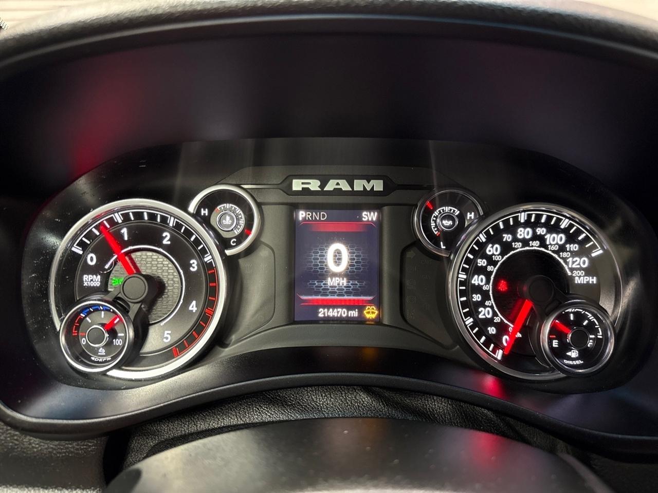RAM 2500 Tradesman Crew Cab SWB 4WD 2022
