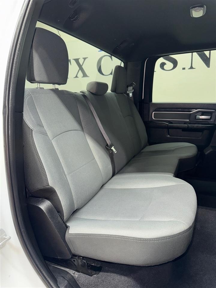 RAM 2500 Tradesman Crew Cab LWB 4WD 2022