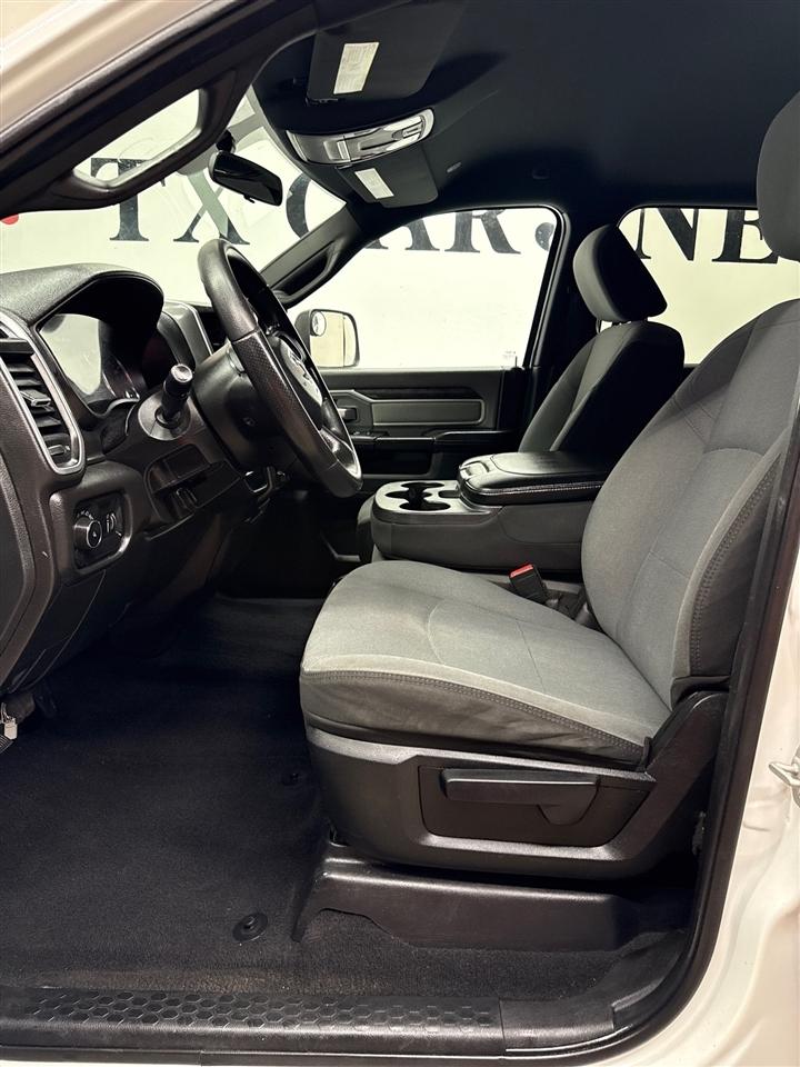 RAM 2500 Tradesman Crew Cab LWB 4WD 2022