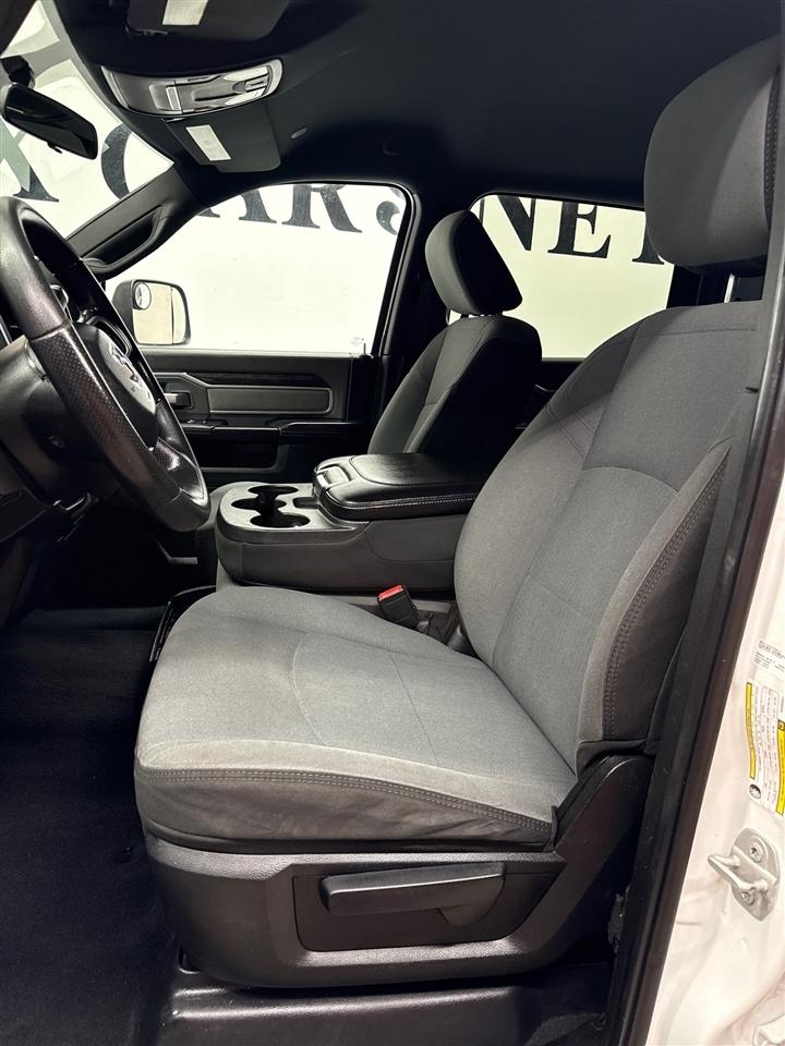 RAM 2500 Tradesman Crew Cab LWB 4WD 2022