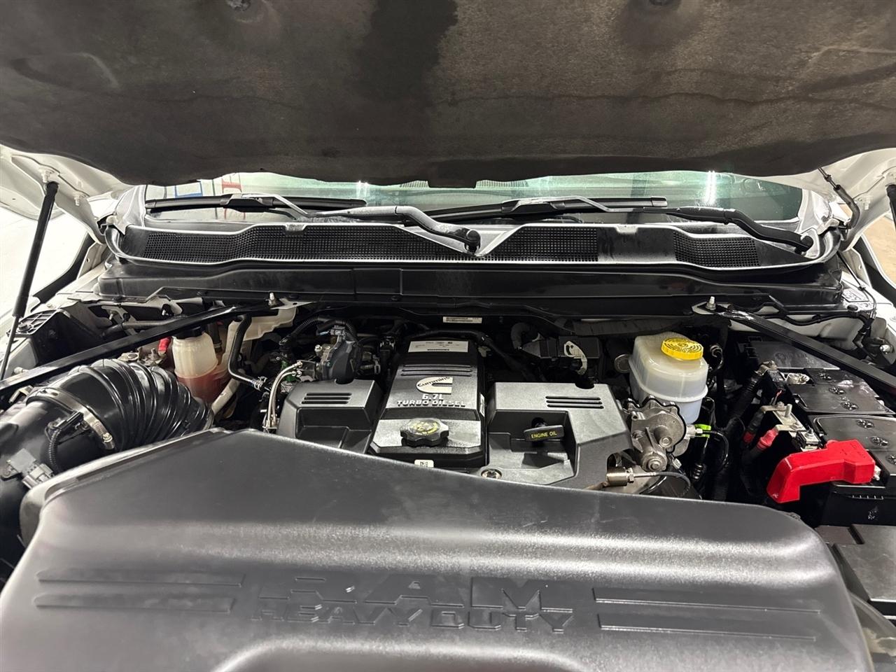 RAM 2500 Tradesman Crew Cab LWB 4WD 2022