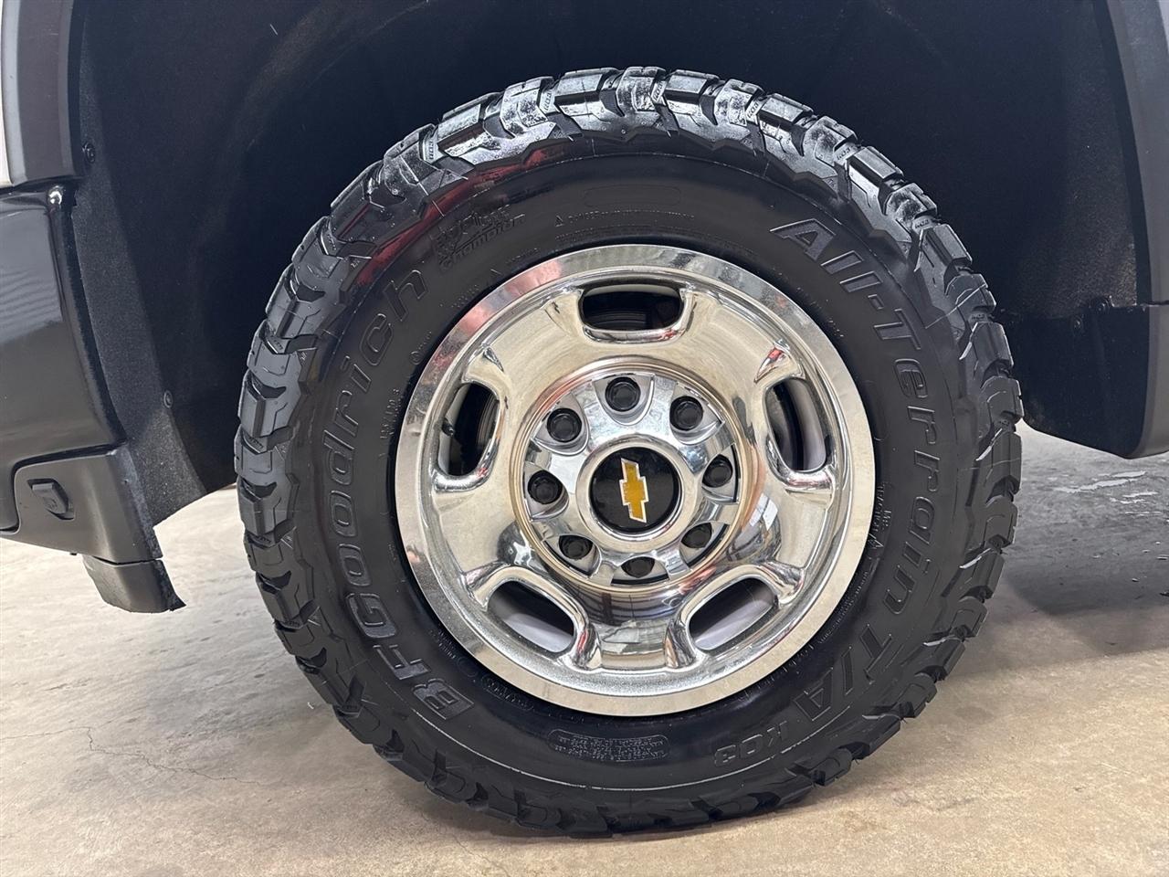 Chevrolet Silverado 2500HD Work Truck Double Cab Long Box 4WD 2023