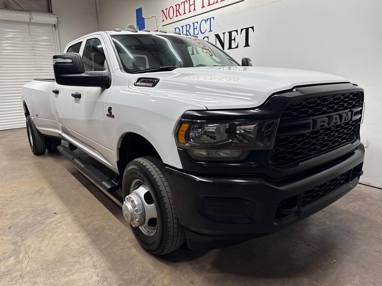 RAM 3500 Tradesman Crew Cab 4WD DRW 2024