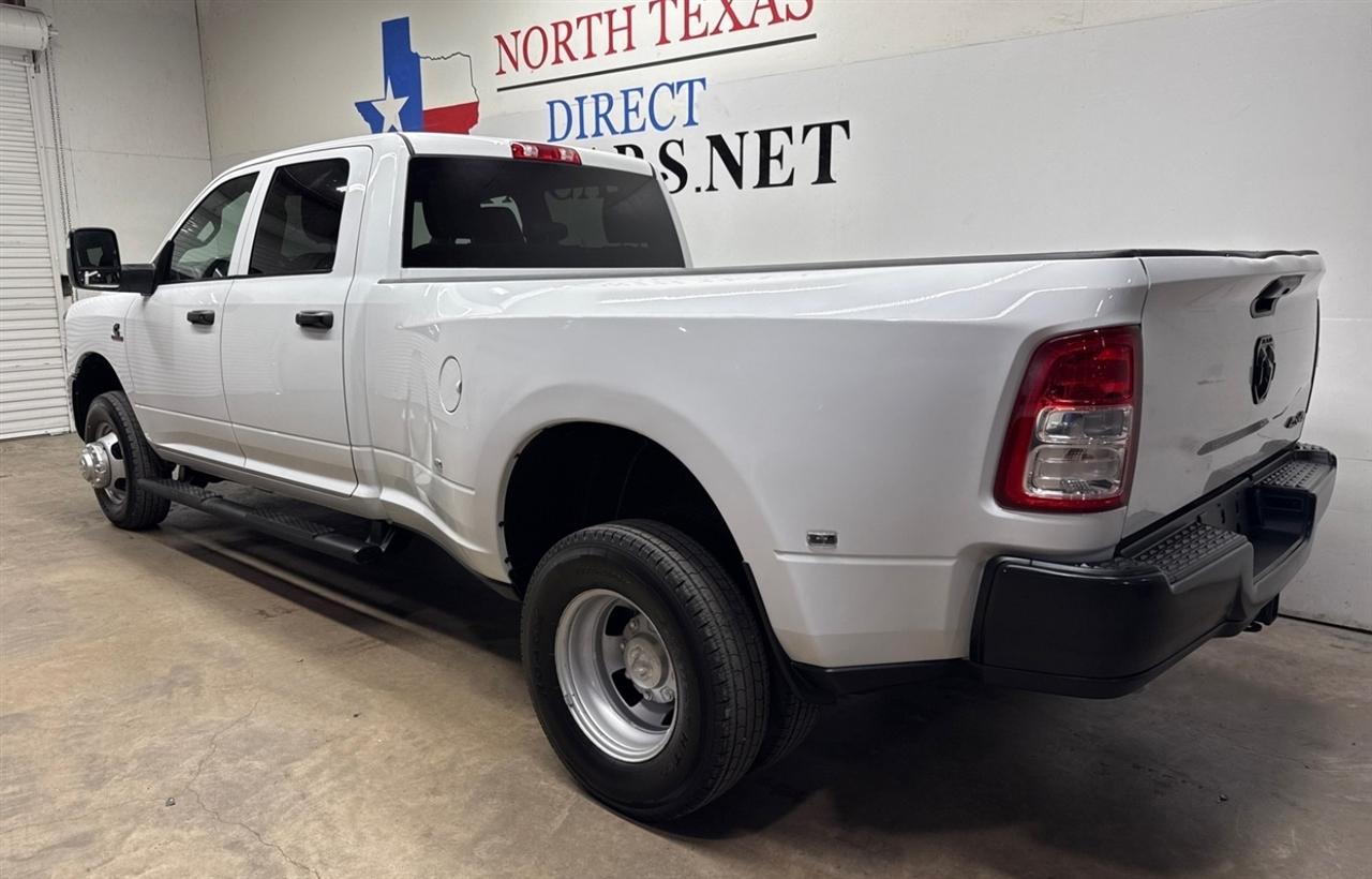 RAM 3500 Tradesman Crew Cab 4WD DRW 2024