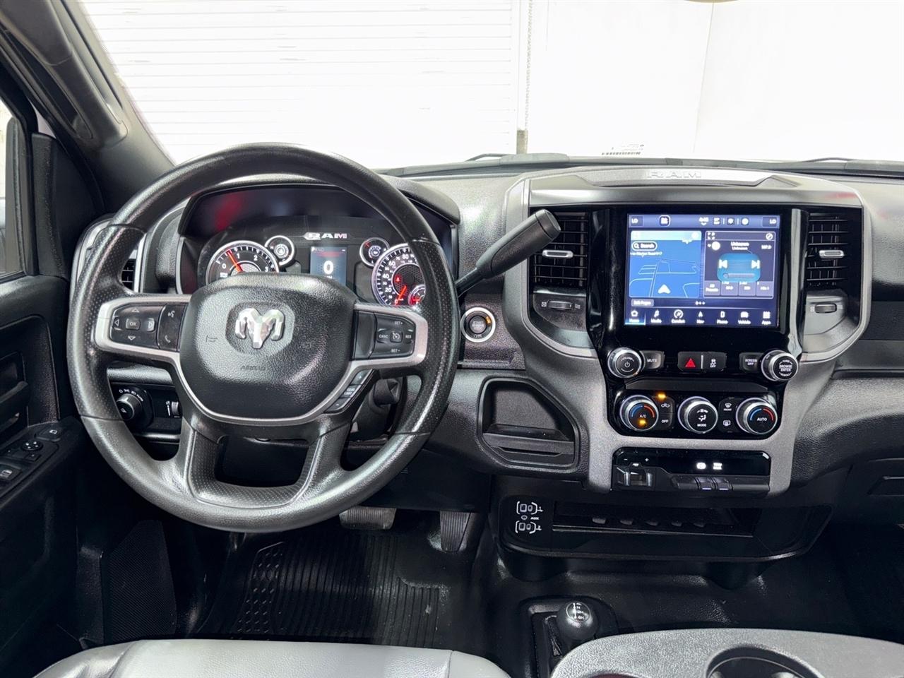 RAM 3500 Tradesman Crew Cab 4WD DRW 2024