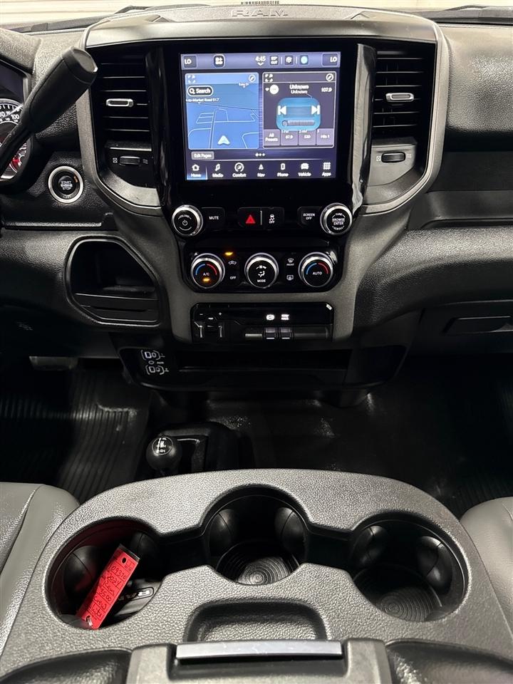 RAM 3500 Tradesman Crew Cab 4WD DRW 2024