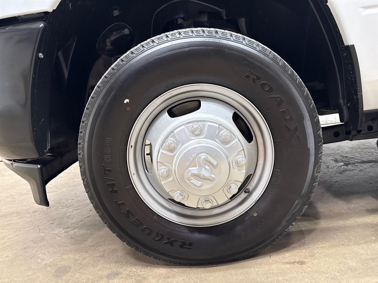 RAM 3500 Tradesman Crew Cab 4WD DRW 2024