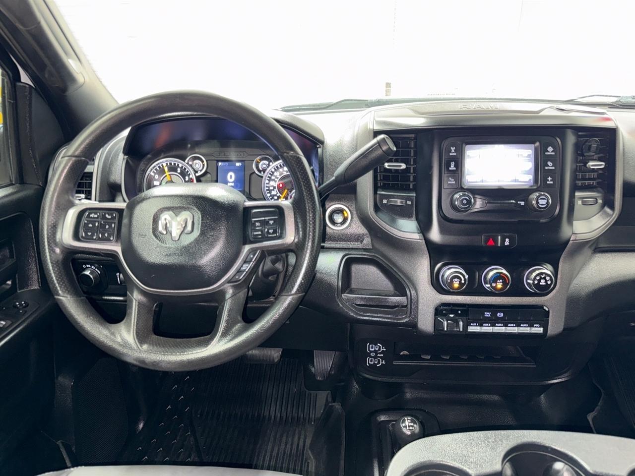 RAM 5500 Crew Cab SWB 4WD DRW 2022