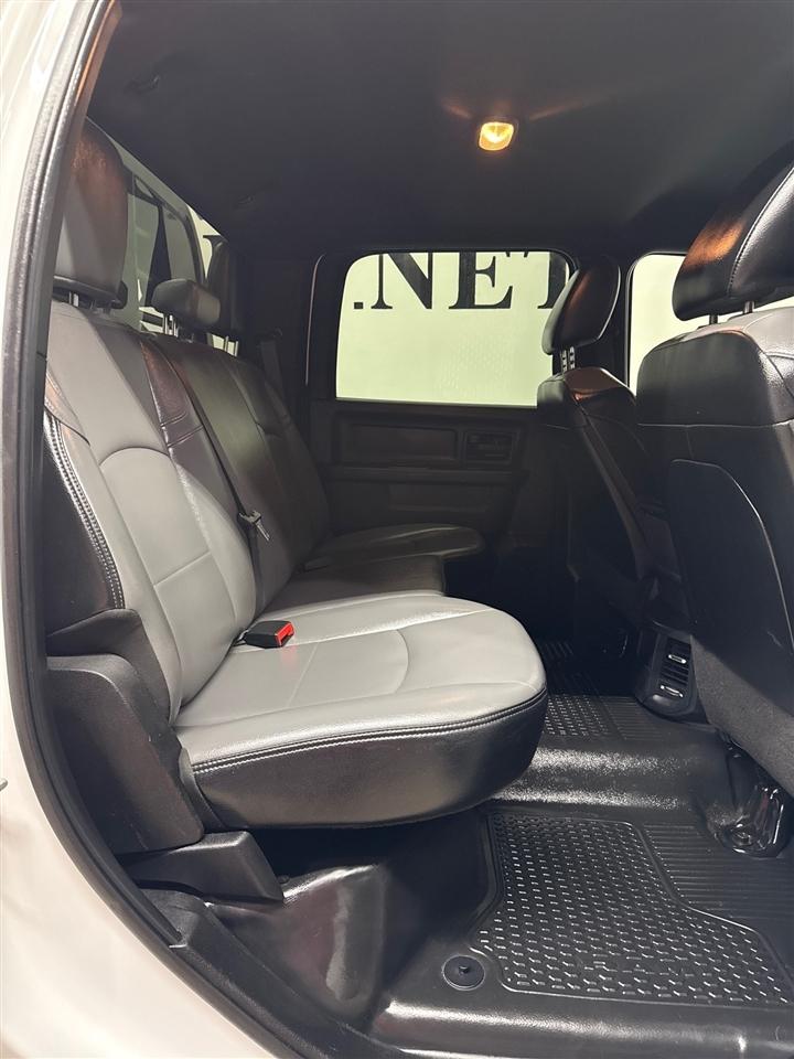RAM 5500 Crew Cab SWB 4WD DRW 2022