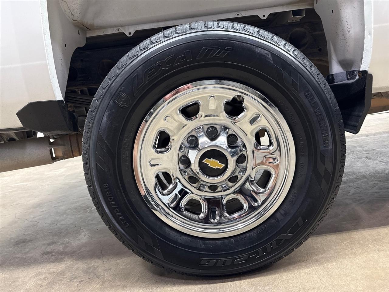 Chevrolet Silverado 2500HD Work Truck Crew Cab Long Box 4WD 2019