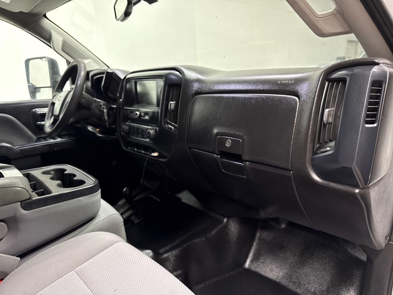 Chevrolet Silverado 2500HD Work Truck Crew Cab Long Box 4WD 2019