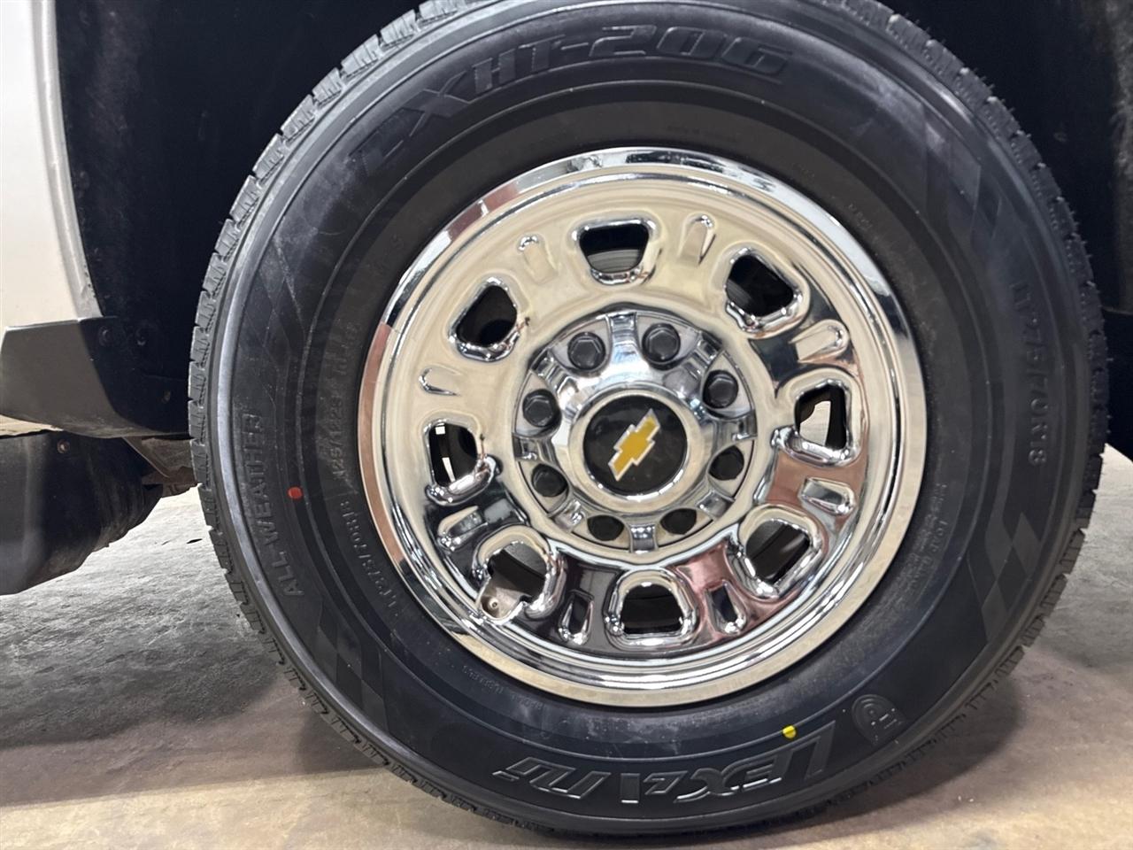 Chevrolet Silverado 2500HD Work Truck Crew Cab Long Box 4WD 2019