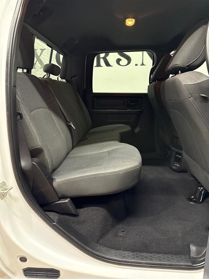 RAM 2500 Tradesman Crew Cab LWB 4WD 2023