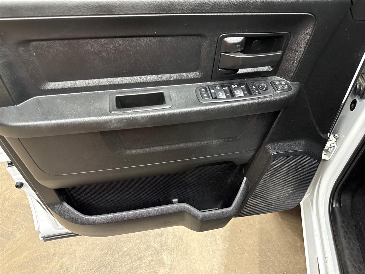 RAM 2500 Tradesman Crew Cab LWB 4WD 2023