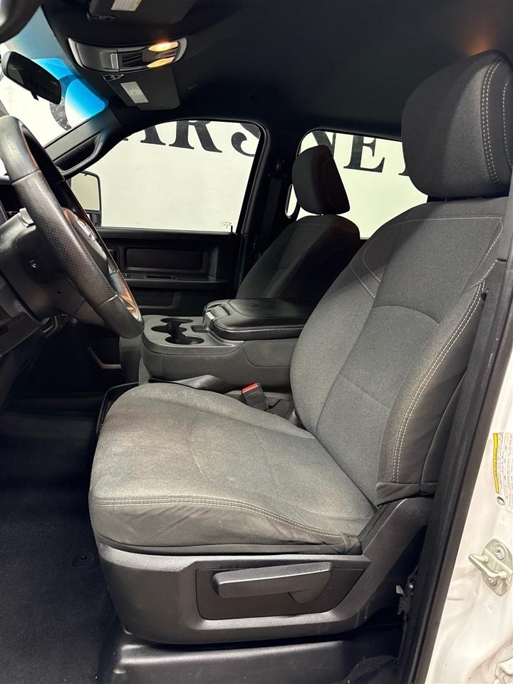 RAM 2500 Tradesman Crew Cab LWB 4WD 2023