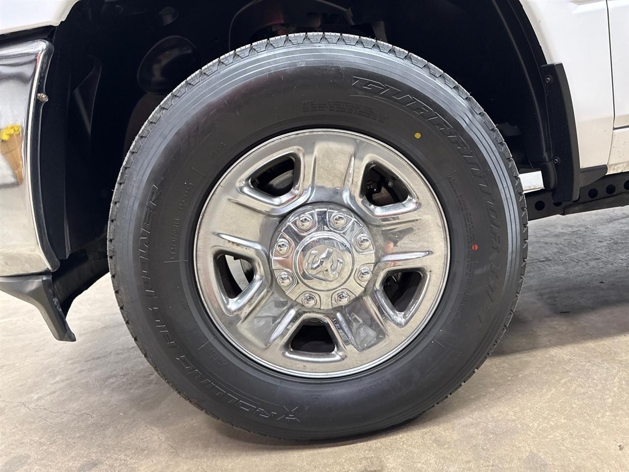 RAM 2500 Tradesman Crew Cab LWB 4WD 2023