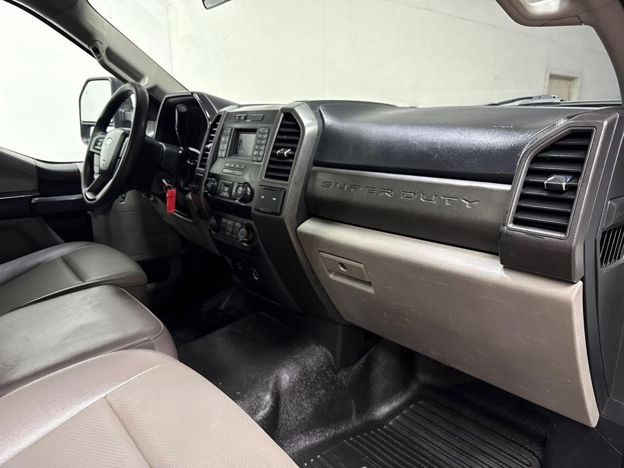 Ford F-550 Regular Cab DRW 2WD 2020