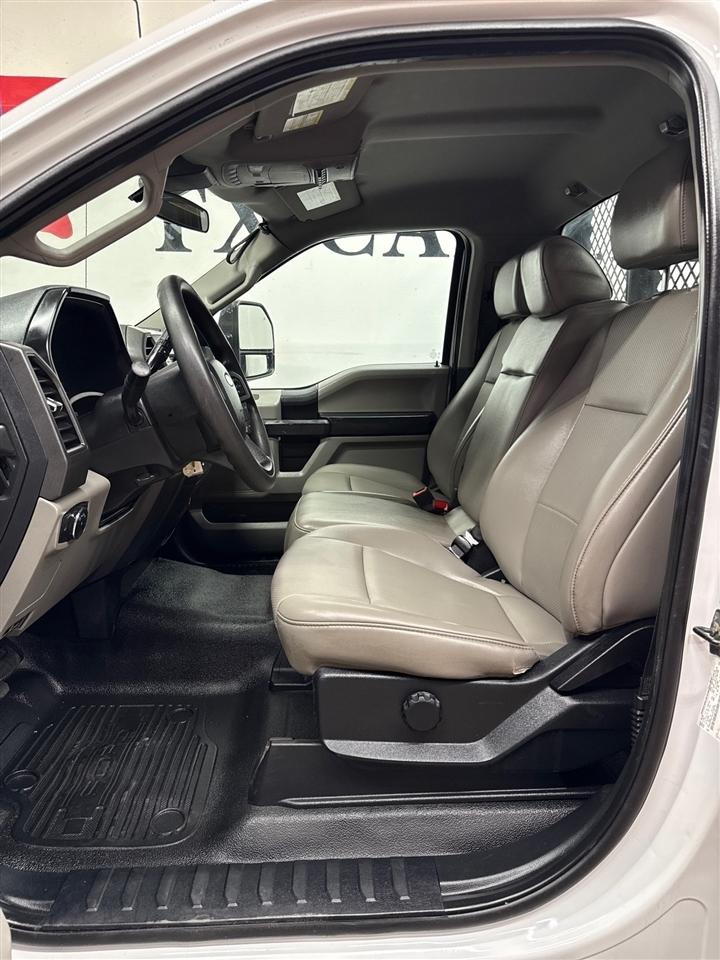Ford F-550 Regular Cab DRW 2WD 2020