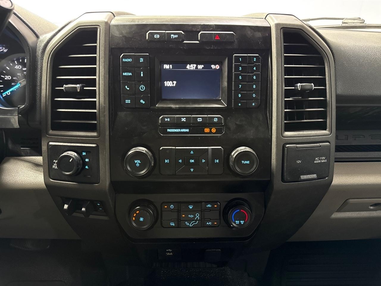 Ford F-250 SD XLT SuperCab Long Bed 4WD 2022