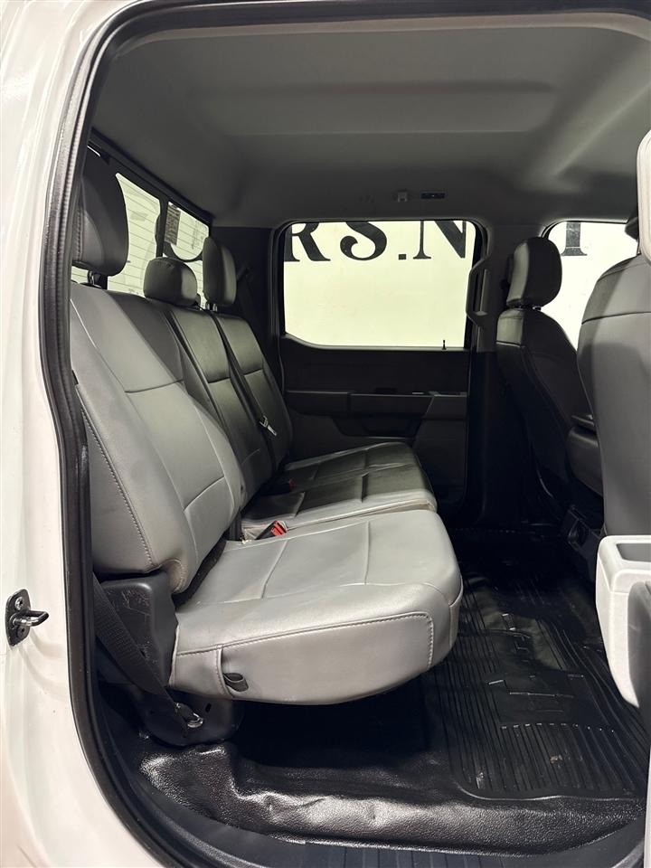 Ford F-350 SD XLT Crew Cab Long Bed DRW 4WD 2024