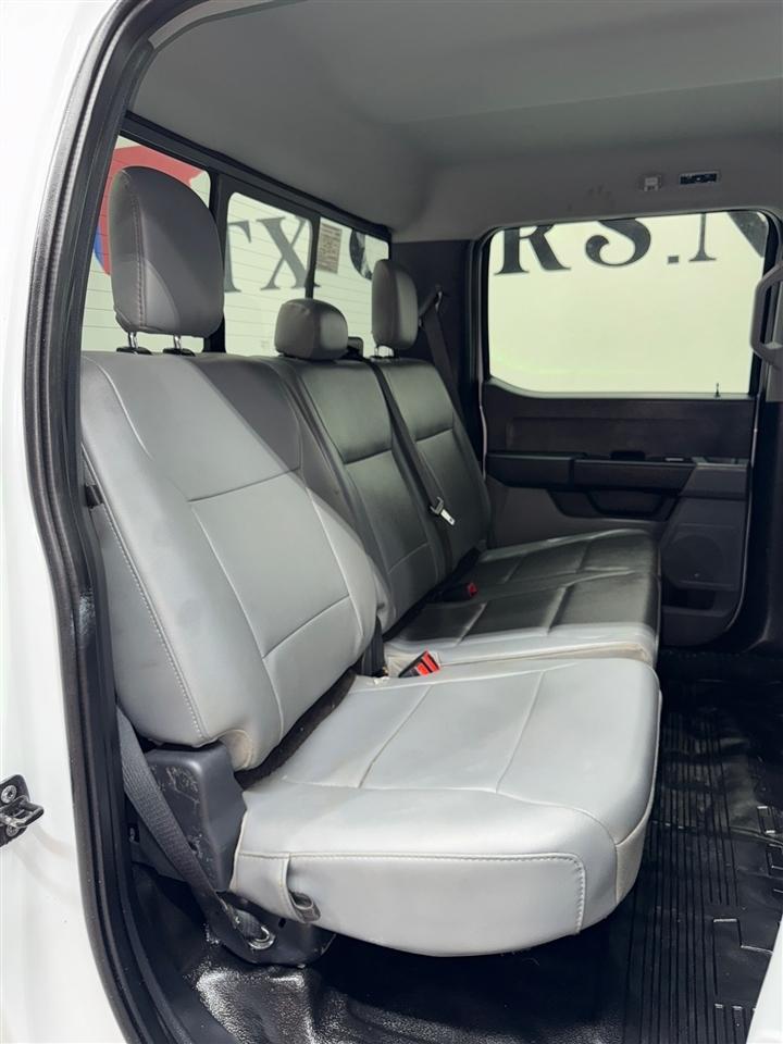 Ford F-350 SD XLT Crew Cab Long Bed DRW 4WD 2024