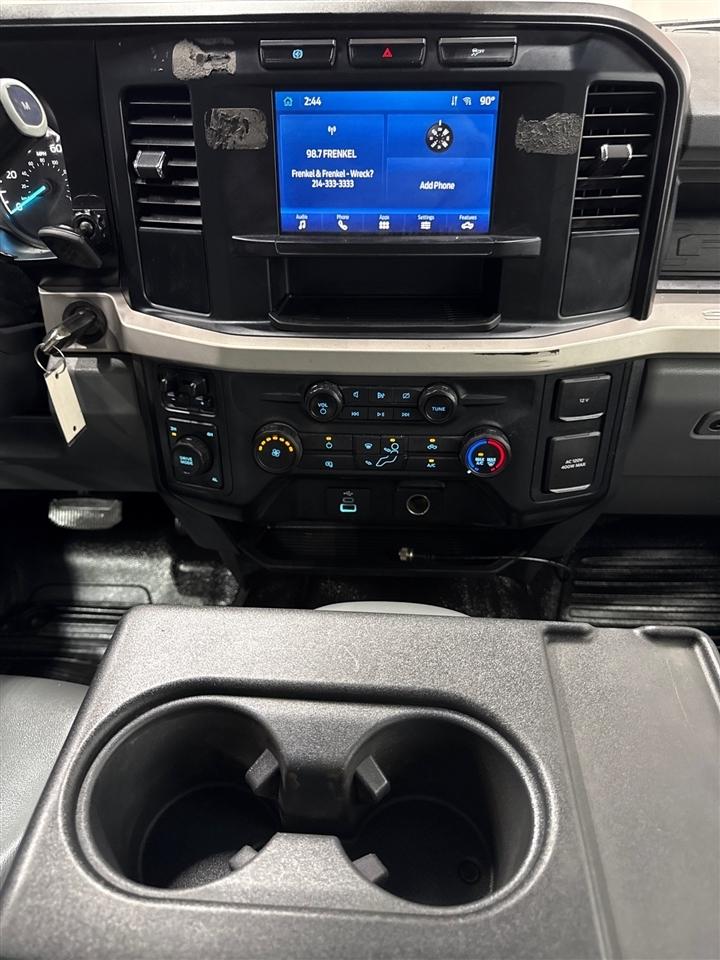 Ford F-350 SD XL Crew Cab Long Bed DRW 4WD 2023