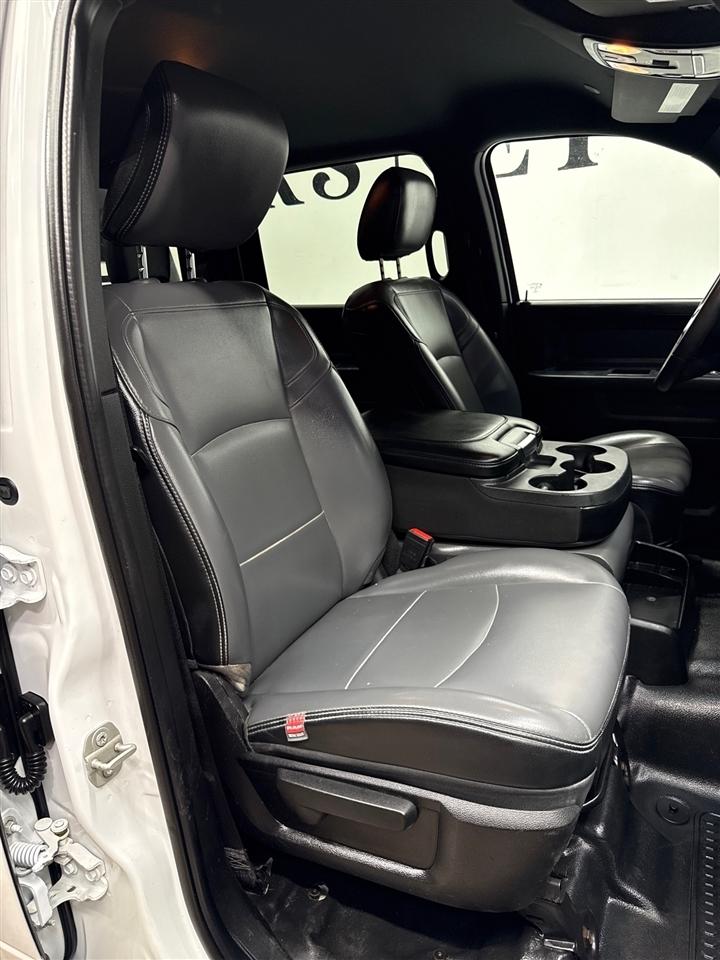 RAM 3500 Crew Cab 4WD DRW 2022