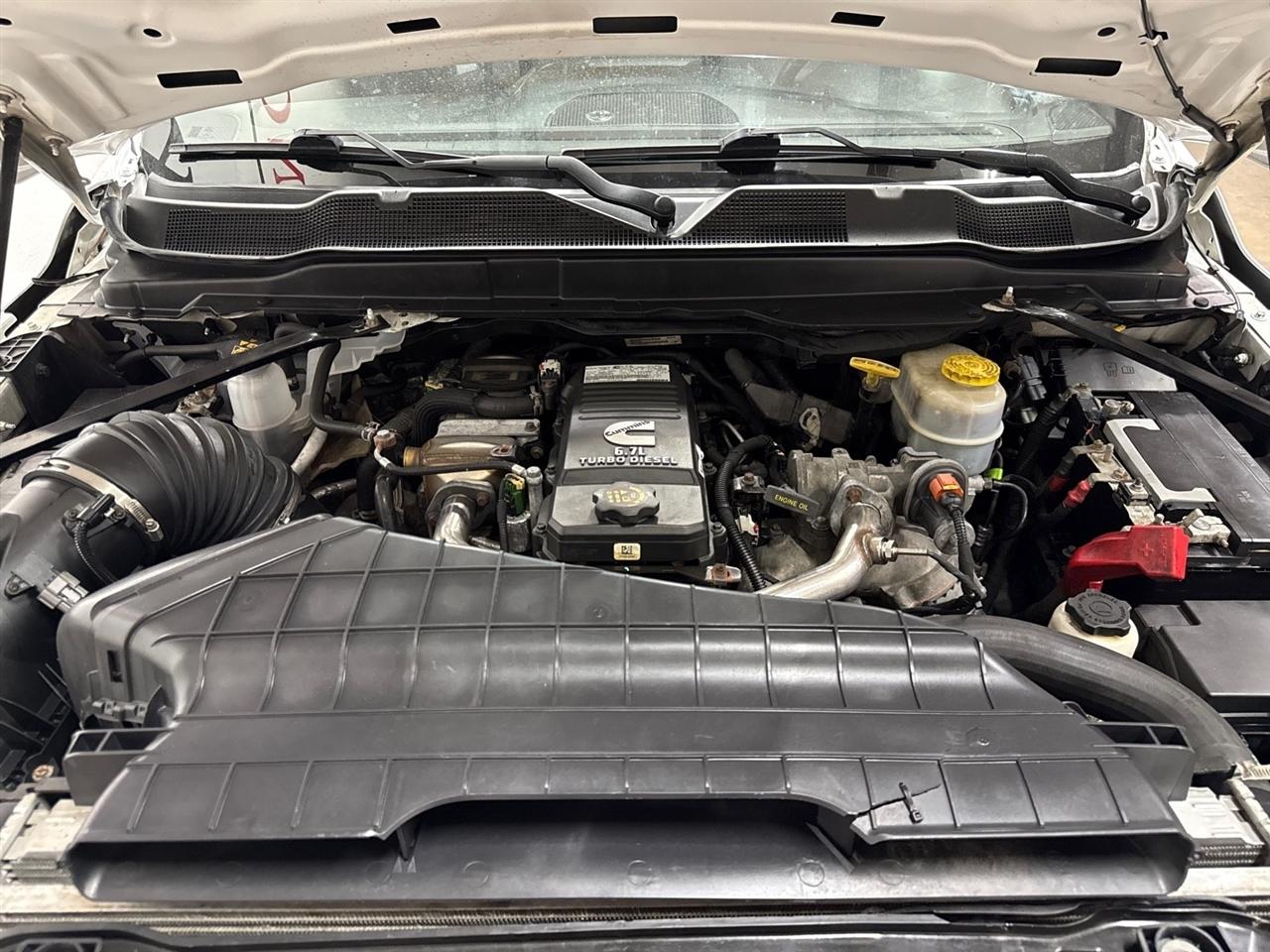 RAM 3500 Crew Cab 4WD DRW 2022