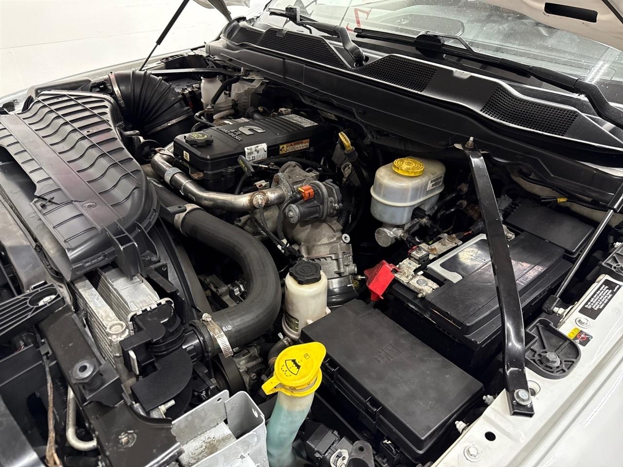 RAM 3500 Crew Cab 4WD DRW 2022