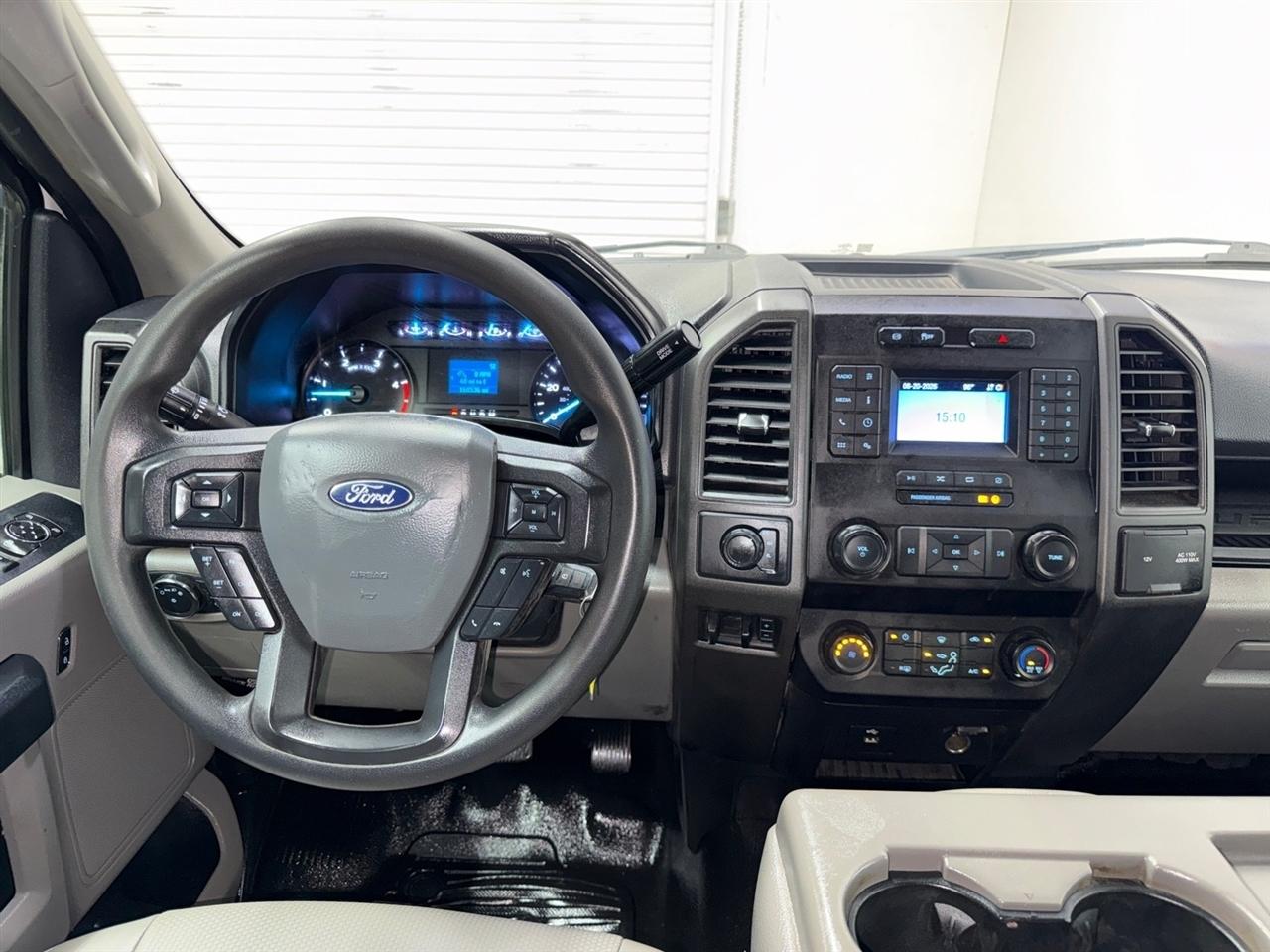Ford F-550 Crew Cab DRW 4WD 2022