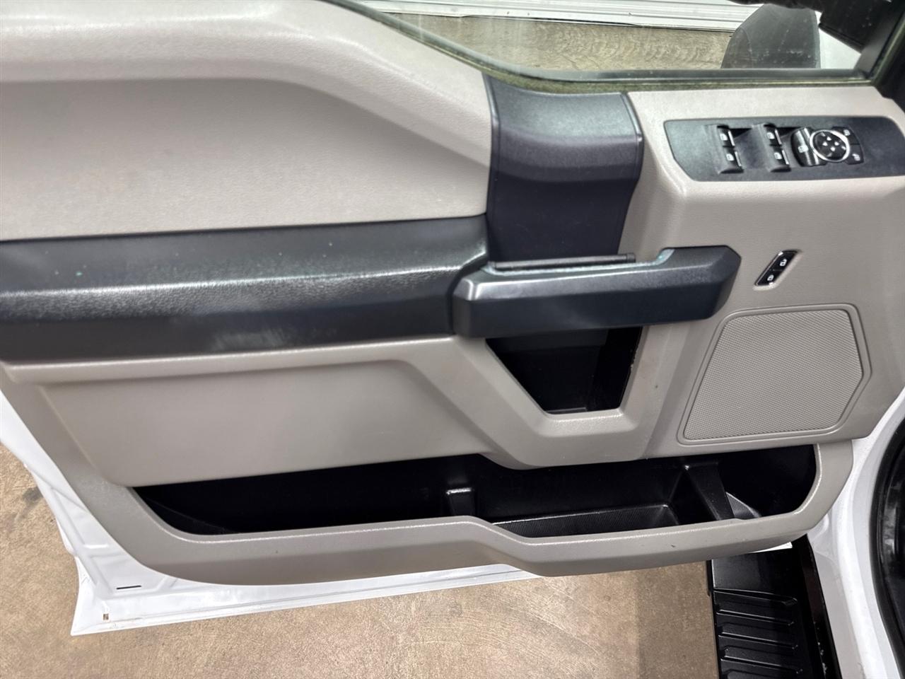 Ford F-550 Crew Cab DRW 4WD 2022