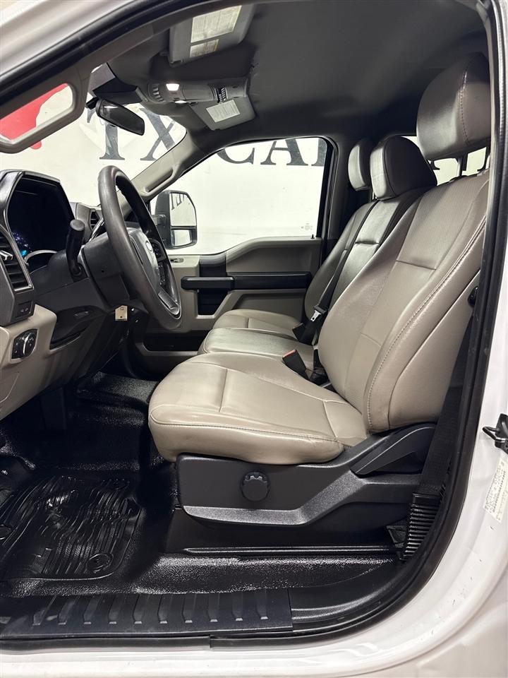 Ford F-550 Crew Cab DRW 4WD 2022