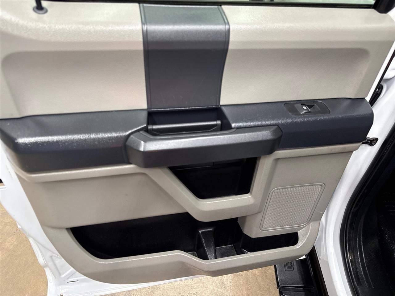 Ford F-550 Crew Cab DRW 4WD 2022