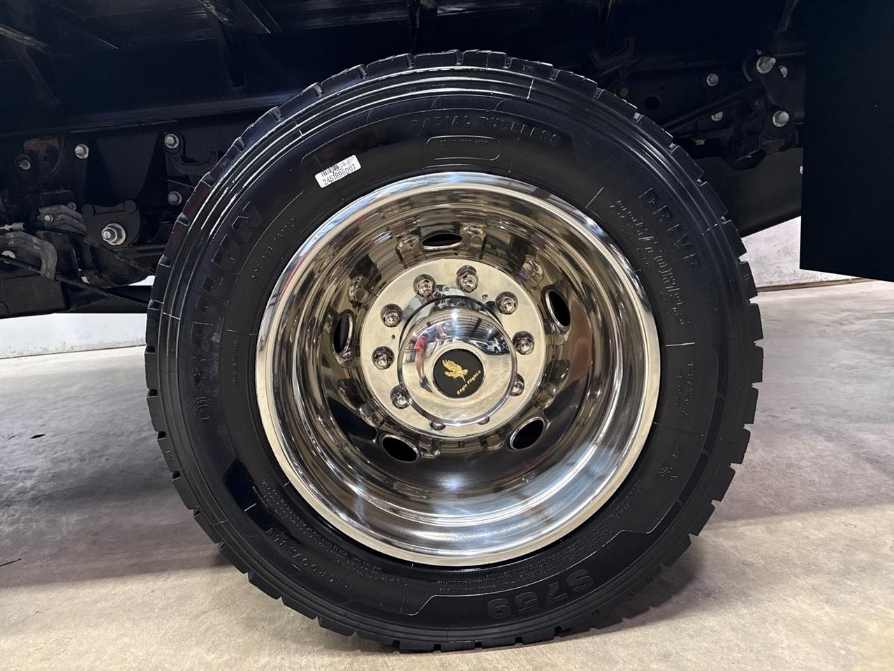 Ford F-550 Crew Cab DRW 4WD 2022