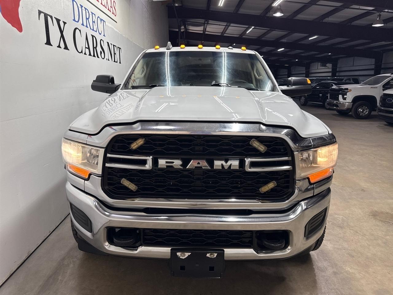 RAM 5500 Crew Cab LWB 4WD DRW 2019