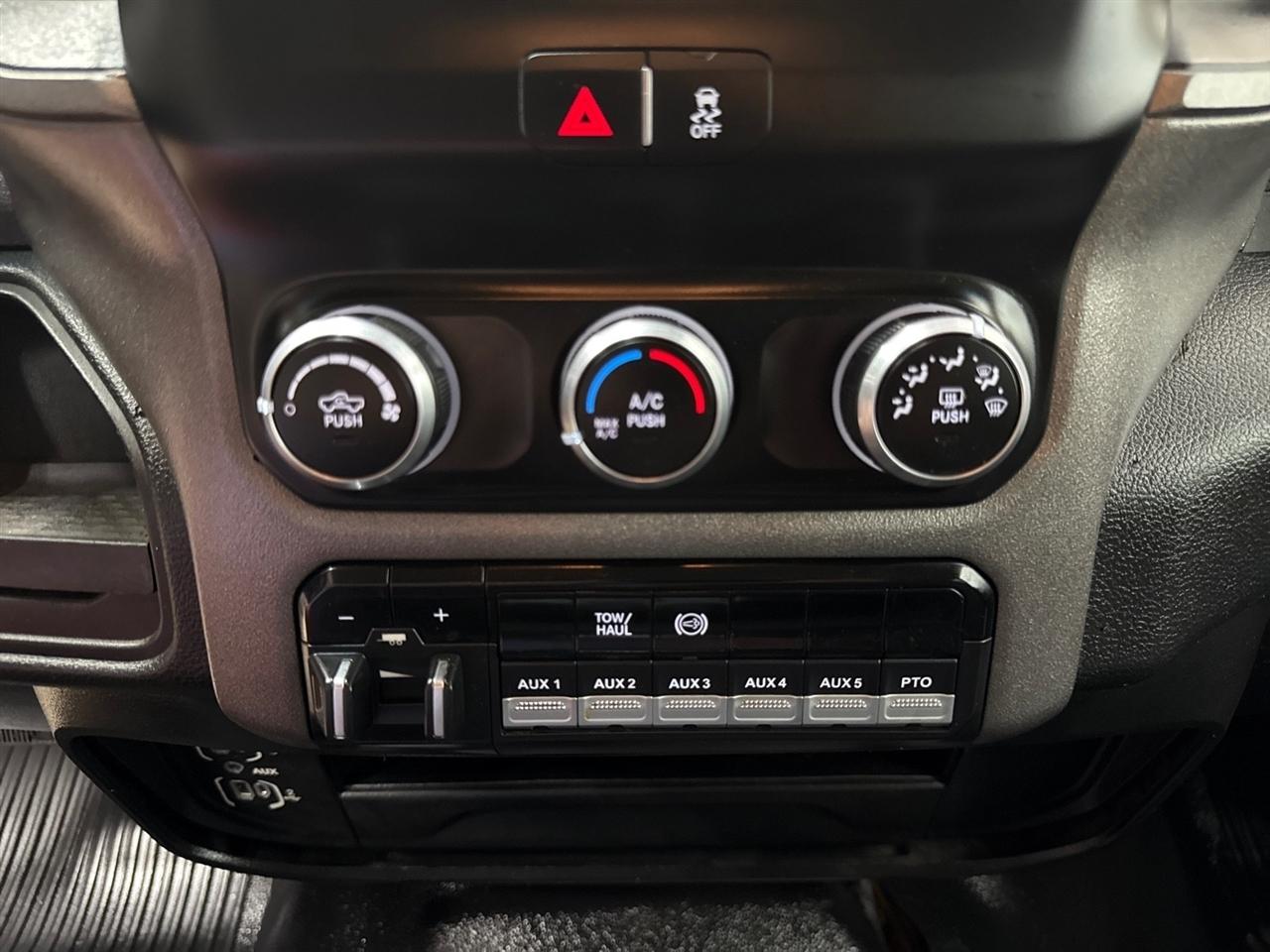 RAM 5500 Crew Cab LWB 4WD DRW 2019