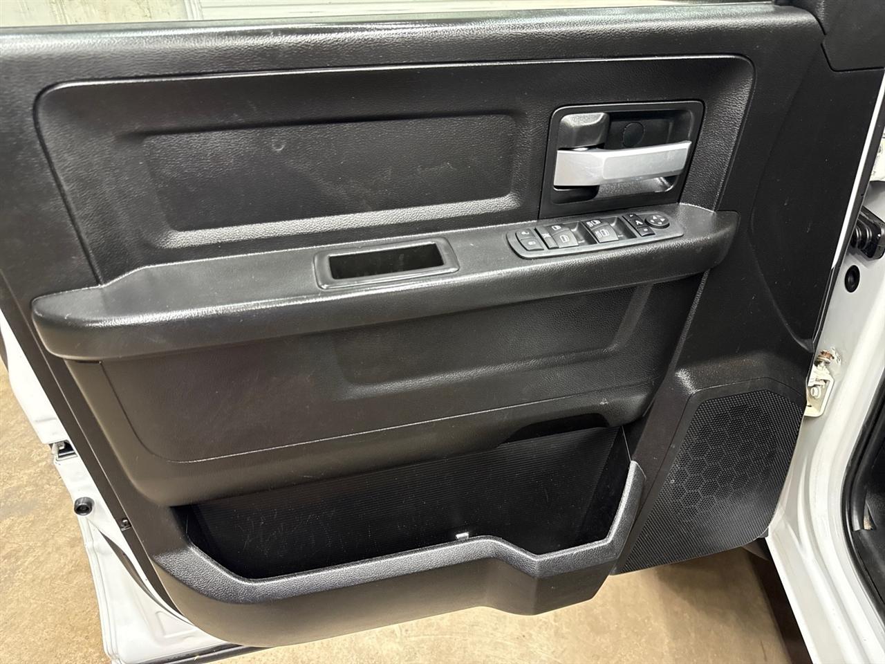 RAM 5500 Crew Cab LWB 4WD DRW 2019