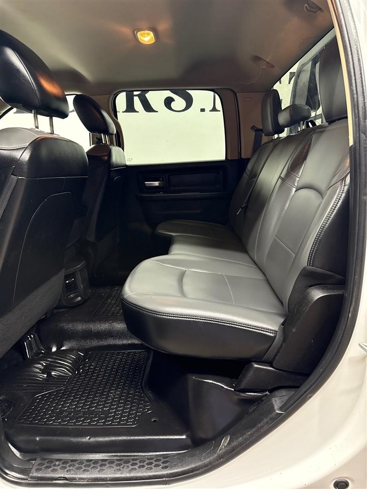 RAM 5500 Crew Cab LWB 4WD DRW 2019