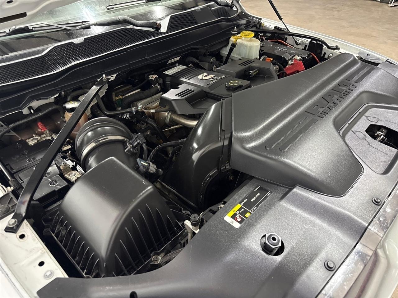 RAM 5500 Crew Cab LWB 4WD DRW 2019
