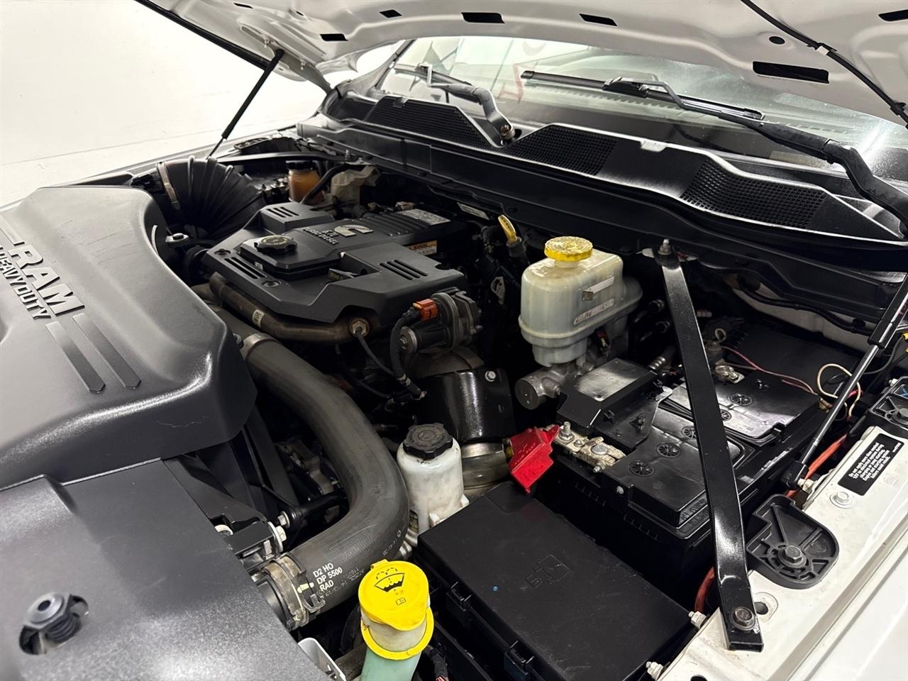 RAM 5500 Crew Cab LWB 4WD DRW 2019