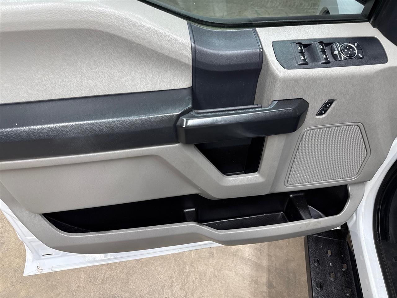 Ford F-250 SD XL Crew Cab Long Bed 4WD 2022