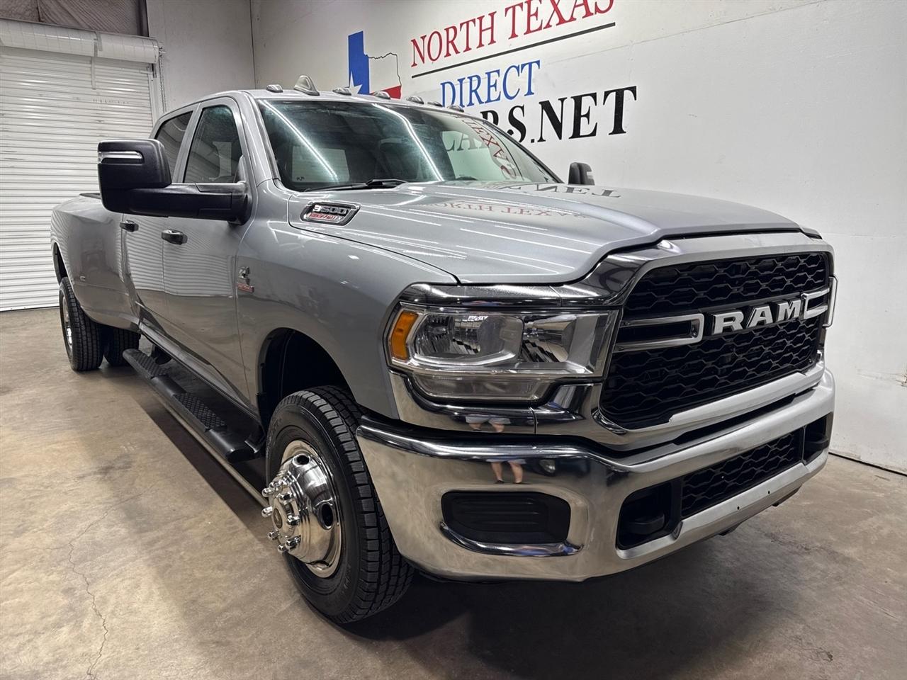 RAM 3500 Tradesman Crew Cab 4WD DRW 2024