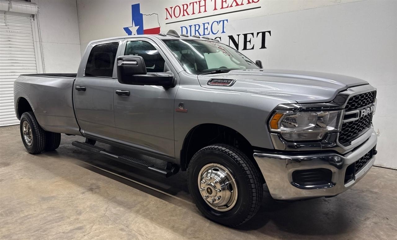 RAM 3500 Tradesman Crew Cab 4WD DRW 2024