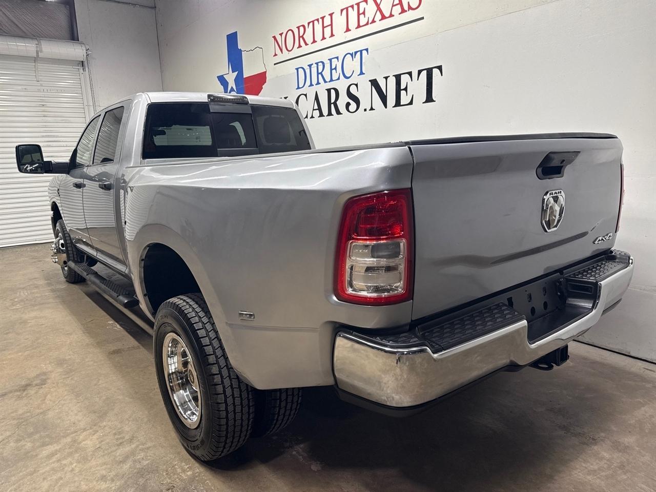 RAM 3500 Tradesman Crew Cab 4WD DRW 2024
