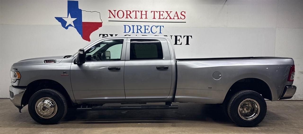 RAM 3500 Tradesman Crew Cab 4WD DRW 2024