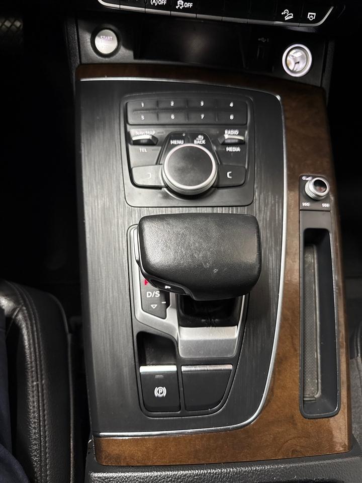 Audi Q5 2.0T Premium quattro 2019
