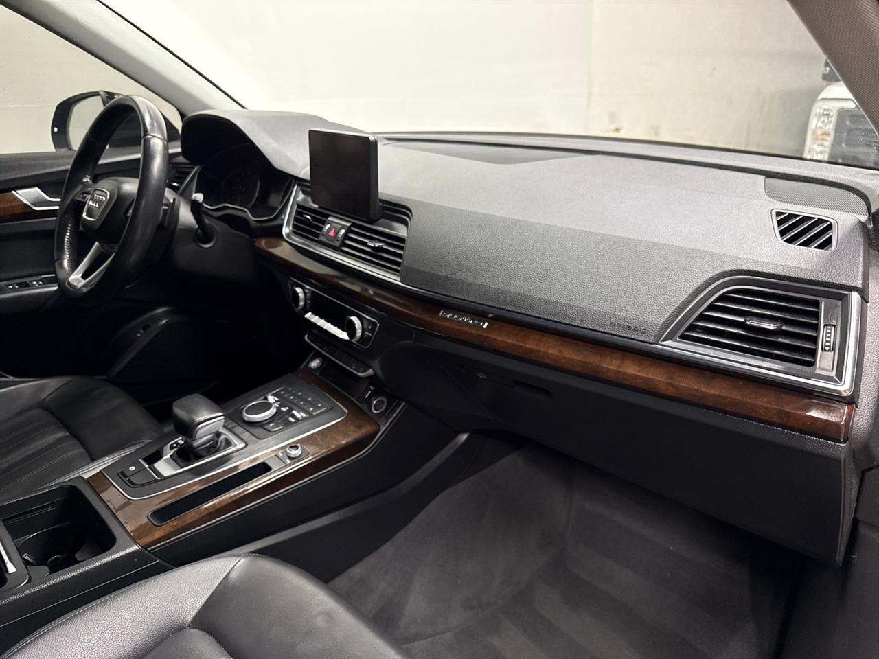 Audi Q5 2.0T Premium quattro 2019