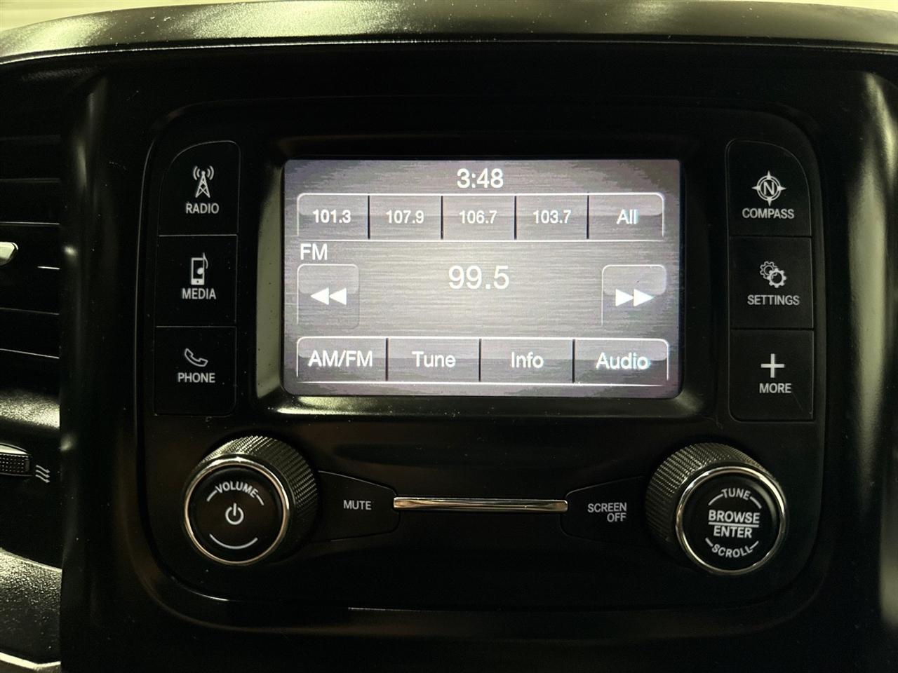 RAM 3500 Crew Cab 4WD DRW 2022